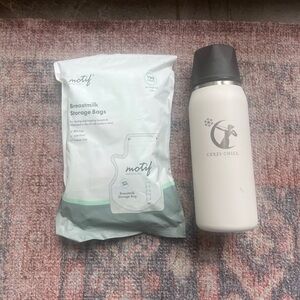 Ceres Chill White Bottle with breast milk storage bags